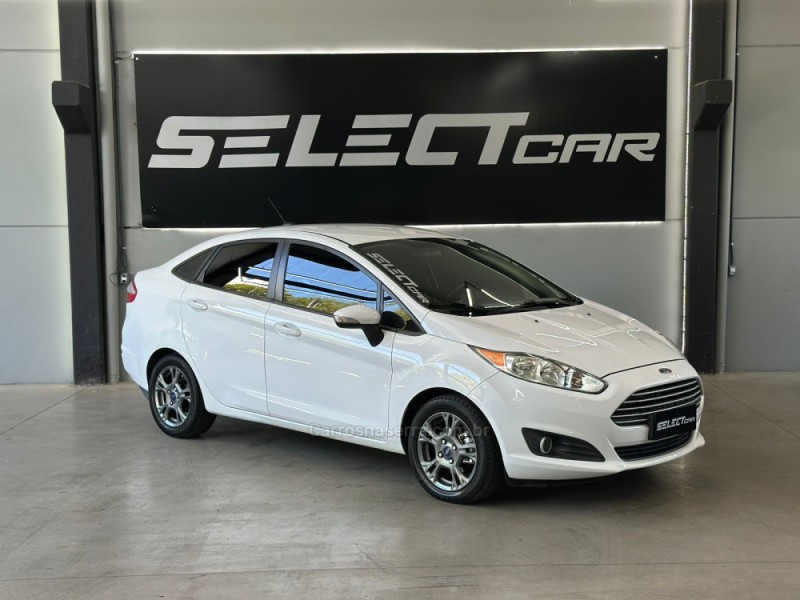 FIESTA 1.6 SE SEDAN 16V FLEX 4P AUTOMÁTICO - 2014 - NOVO HAMBURGO