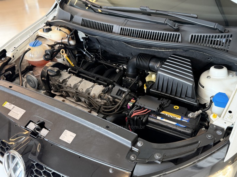 FOX 1.6 MI ROCK IN RIO 8V FLEX 4P MANUAL - 2016 - CARLOS BARBOSA