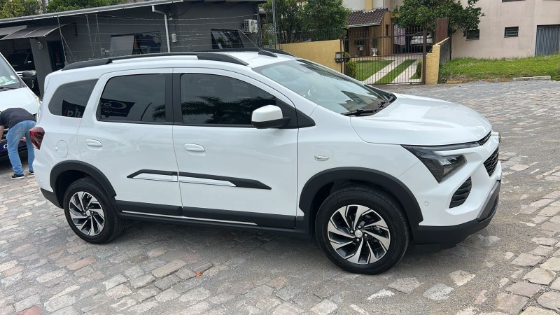 SPIN 1.8 PREMIER 8V FLEX 4P AUTOMÁTICO - 2025 - FARROUPILHA