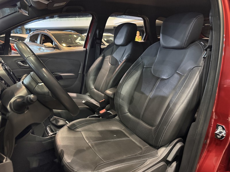 CAPTUR 1.3 INTENSE TURBO 16V FLEX 5P AUTOMÁTICO - 2022 - FARROUPILHA