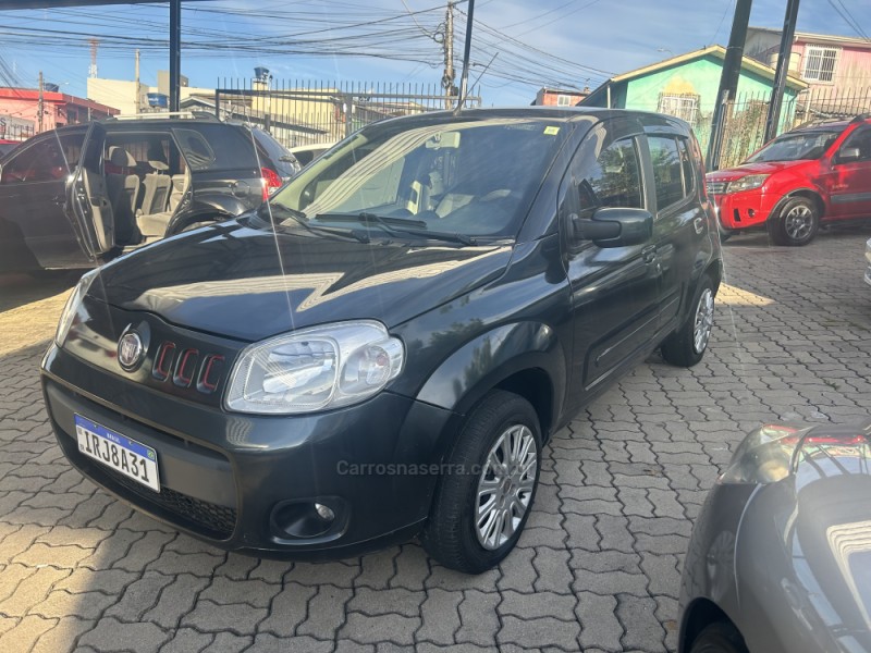 UNO 1.0 EVO VIVACE 8V FLEX 4P MANUAL - 2011 - CAXIAS DO SUL