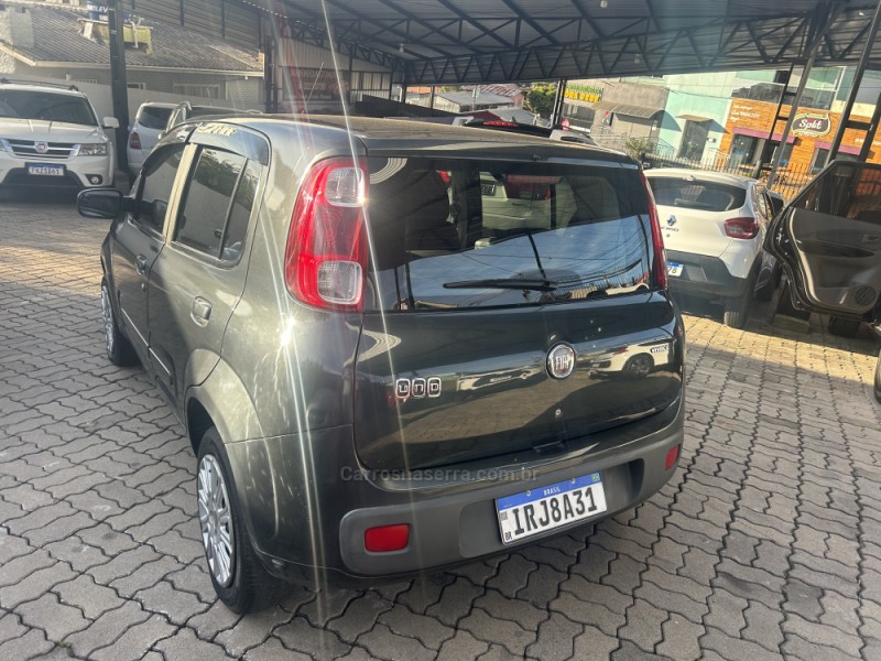 UNO 1.0 EVO VIVACE 8V FLEX 4P MANUAL - 2011 - CAXIAS DO SUL
