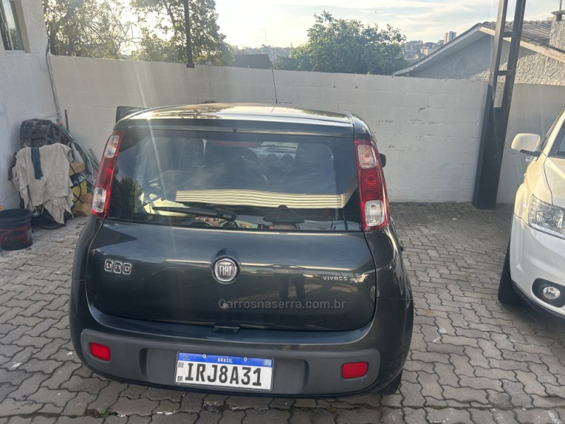 UNO 1.0 EVO VIVACE 8V FLEX 4P MANUAL - 2011 - CAXIAS DO SUL