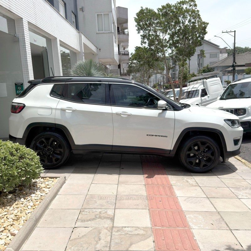COMPASS 2.0 16V FLEX LIMITED AUTOMÁTICO - 2017 - FLORES DA CUNHA