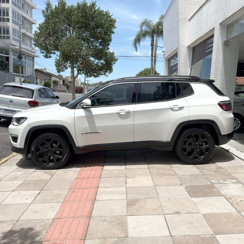 COMPASS 2.0 16V FLEX LIMITED AUTOMÁTICO - 2017 - FLORES DA CUNHA