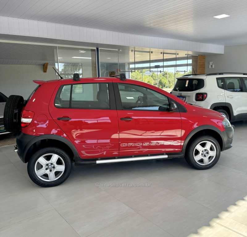 CROSSFOX 1.6 MI FLEX 8V 4P MANUAL - 2010 - VILA FLORES