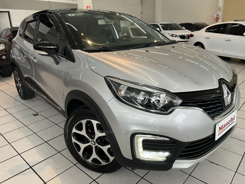 CAPTUR 1.6 16V FLEX INTENSE AUTOMÁTICO - 2018 - CAXIAS DO SUL