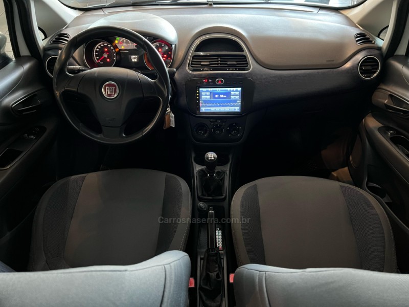 PUNTO 1.4 ATTRACTIVE ITALIA 8V FLEX 4P MANUAL - 2013 - CAXIAS DO SUL