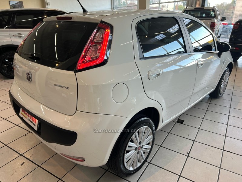 PUNTO 1.4 ATTRACTIVE ITALIA 8V FLEX 4P MANUAL - 2013 - CAXIAS DO SUL