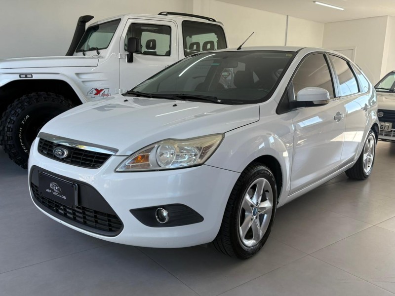 FOCUS 1.6 SE PLUS 16V FLEX 4P MANUAL - 2013 - BENTO GONçALVES
