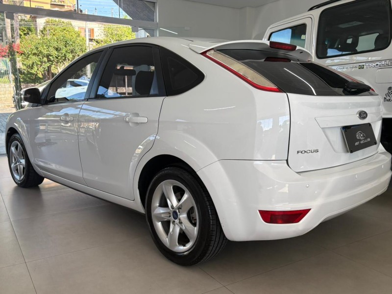 FOCUS 1.6 SE PLUS 16V FLEX 4P MANUAL - 2013 - BENTO GONçALVES