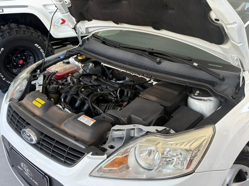 FOCUS 1.6 SE PLUS 16V FLEX 4P MANUAL - 2013 - BENTO GONçALVES