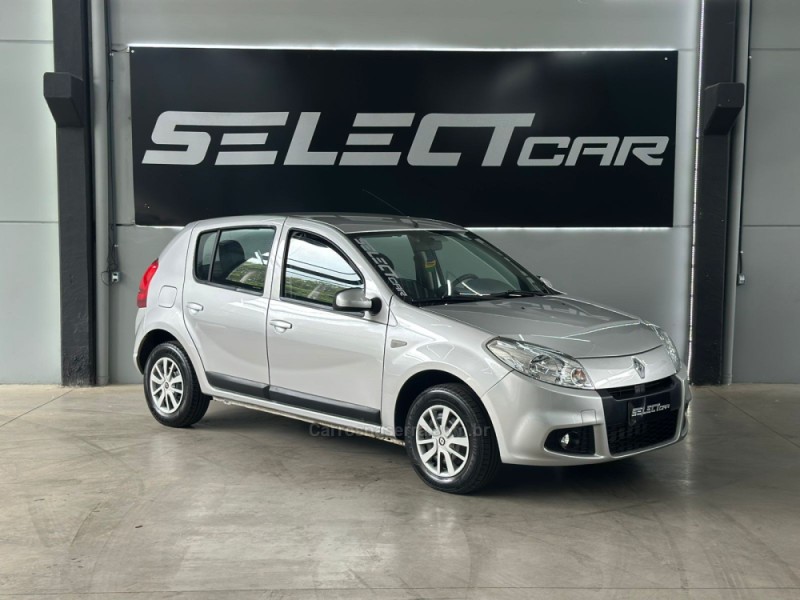 SANDERO 1.6 EXPRESSION 8V FLEX 4P MANUAL - 2013 - NOVO HAMBURGO