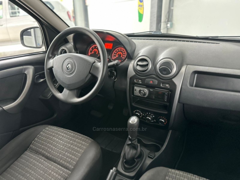 SANDERO 1.6 EXPRESSION 8V FLEX 4P MANUAL - 2013 - NOVO HAMBURGO