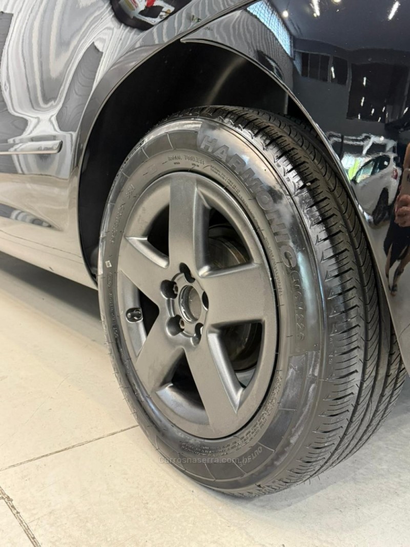 FOX 1.0 MI 8V FLEX 2P MANUAL - 2011 - CAXIAS DO SUL