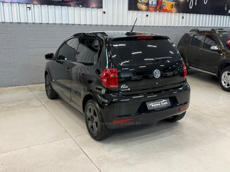 FOX 1.0 MI 8V FLEX 2P MANUAL - 2011 - CAXIAS DO SUL