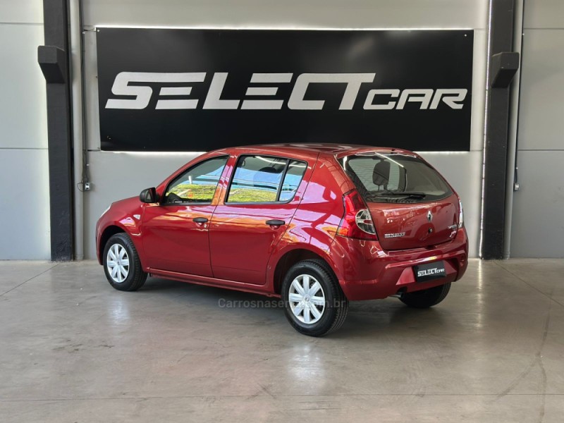 SANDERO 1.0 AUTHENTIQUE 16V FLEX 4P MANUAL - 2011 - NOVO HAMBURGO