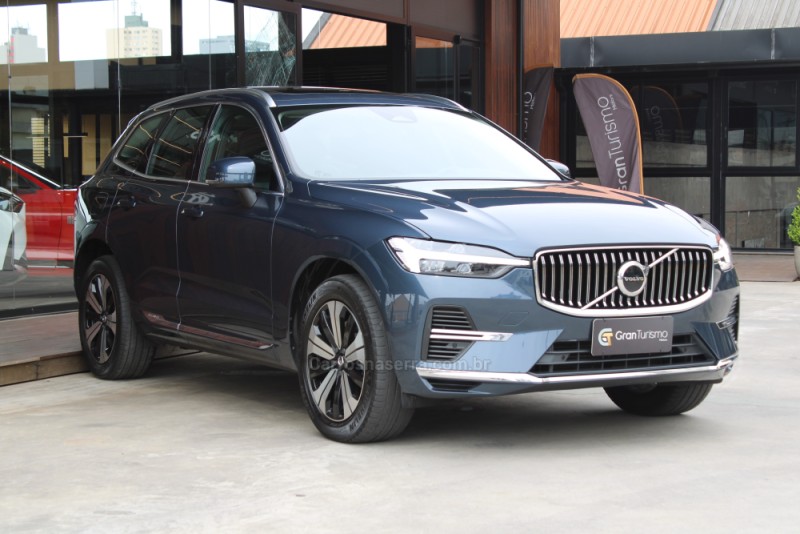 XC60 2.0 T8 RECHARGE PLUS AWD HIBRIDO 4P AUTOMÁTICO - 2023 - CAXIAS DO SUL