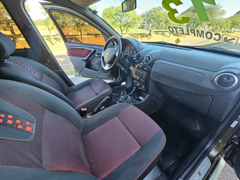 SANDERO 1.6 STEPWAY 8V FLEX 4P MANUAL - 2013 - VENâNCIO AIRES