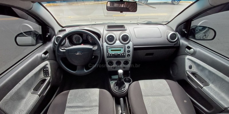 FIESTA 1.6 MPI SEDAN 8V FLEX 4P MANUAL - 2010 - FARROUPILHA