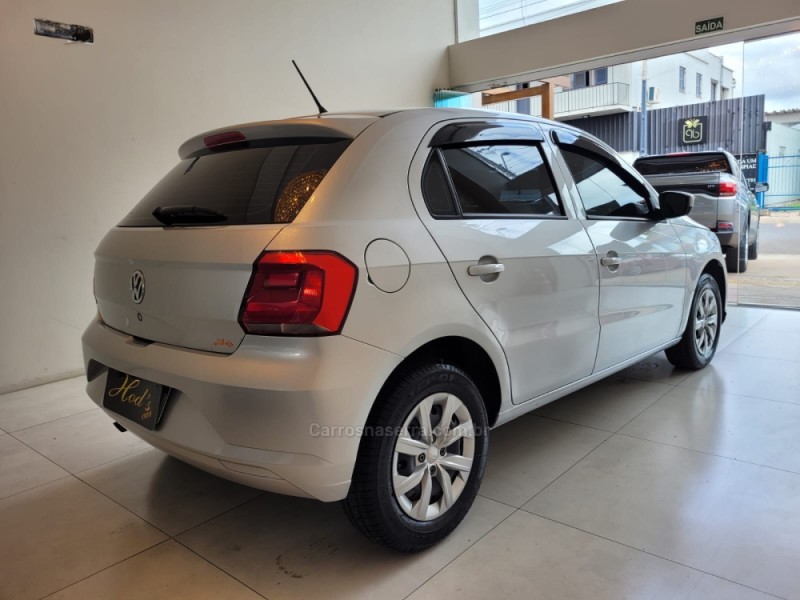 GOL 1.0 MI TRENDLINE 8V FLEX 4P MANUAL - 2023 - CANELA