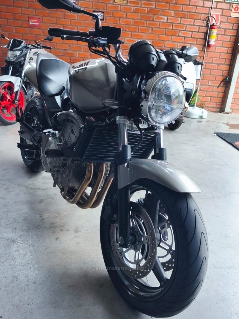 CB 600F HORNET - 2007 - CARLOS BARBOSA