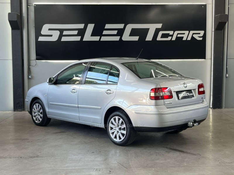 POLO SEDAN 1.6 MI 8V FLEX 4P MANUAL - 2005 - NOVO HAMBURGO