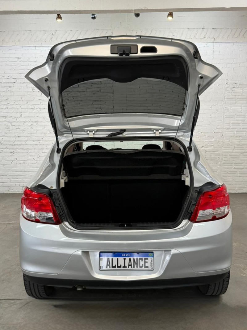 ONIX 1.0 MPFI LT 8V FLEX 4P MANUAL - 2013 - CAXIAS DO SUL