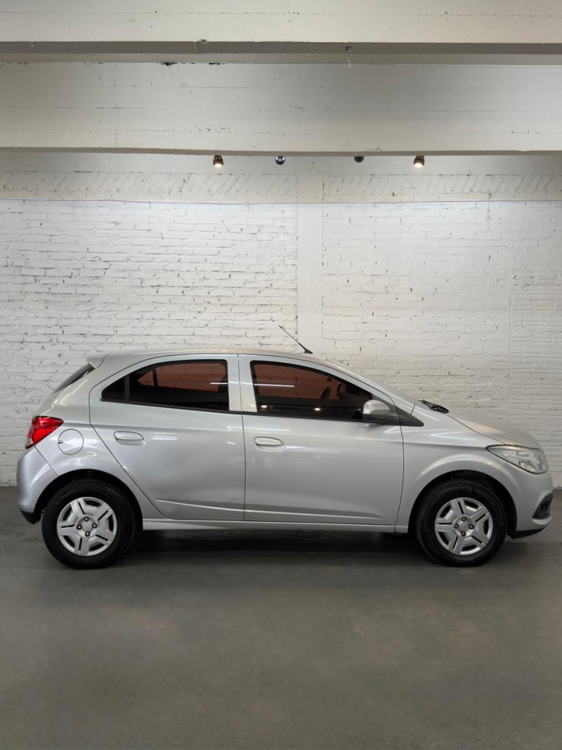 ONIX 1.0 MPFI LT 8V FLEX 4P MANUAL - 2013 - CAXIAS DO SUL