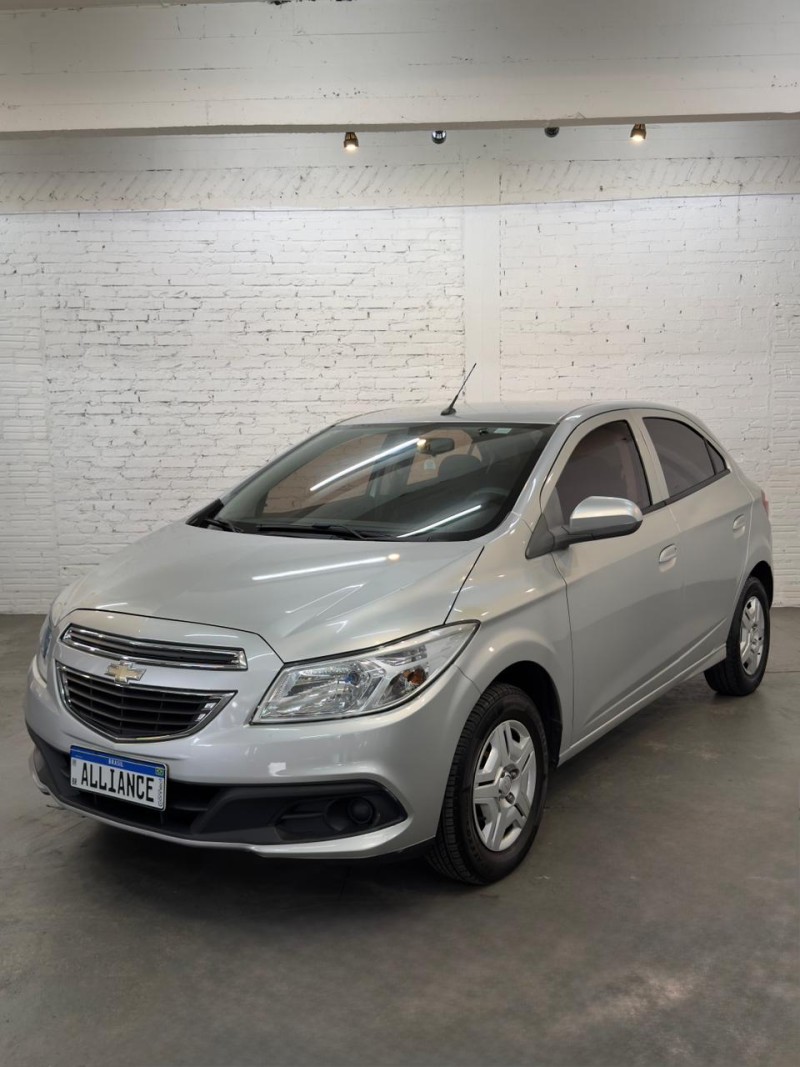 ONIX 1.0 MPFI LT 8V FLEX 4P MANUAL - 2013 - CAXIAS DO SUL