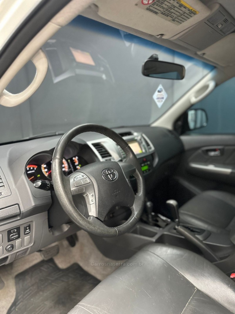 HILUX 2.7 SRV 4X4 CD 16V FLEX 4P AUTOMÁTICO - 2013 - PASSO FUNDO