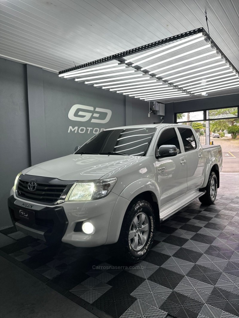 HILUX 2.7 SRV 4X4 CD 16V FLEX 4P AUTOMÁTICO - 2013 - PASSO FUNDO