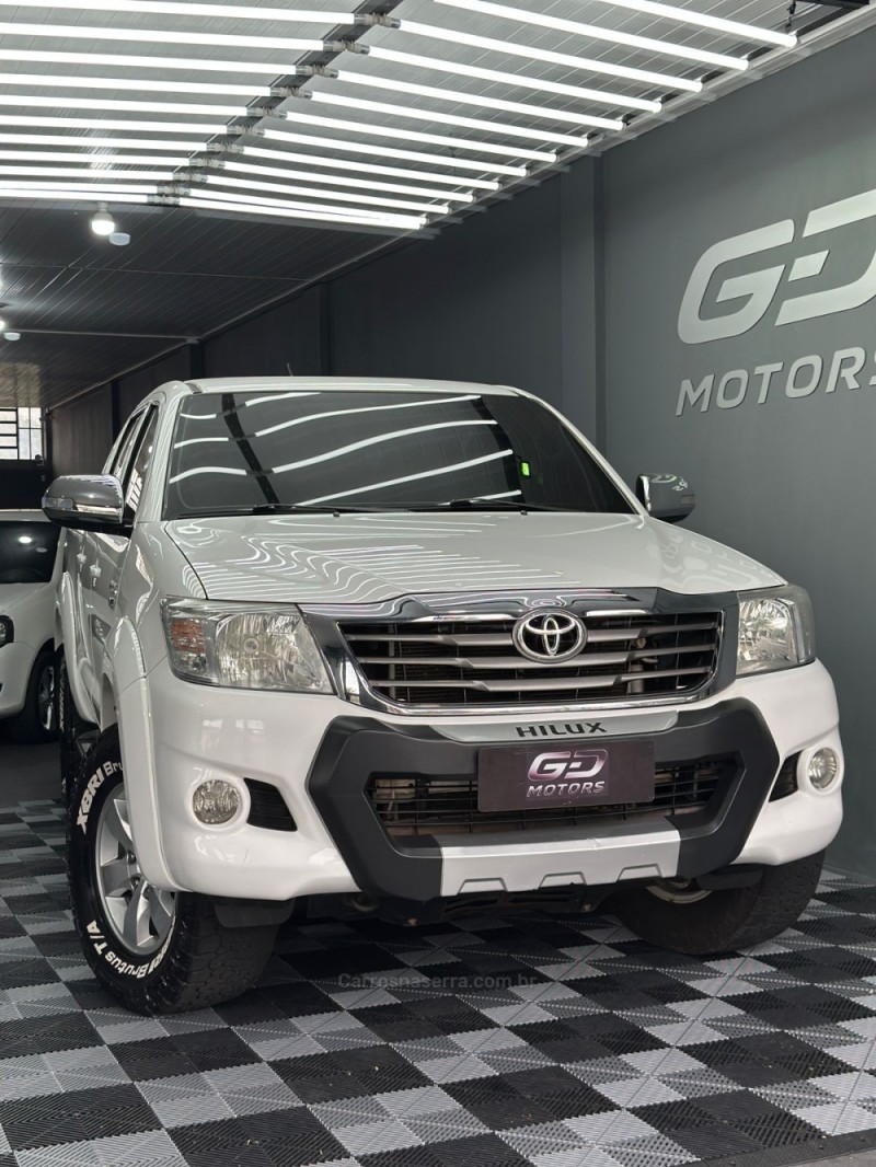 HILUX 2.7 SRV 4X4 CD 16V FLEX 4P AUTOMÁTICO - 2013 - PASSO FUNDO
