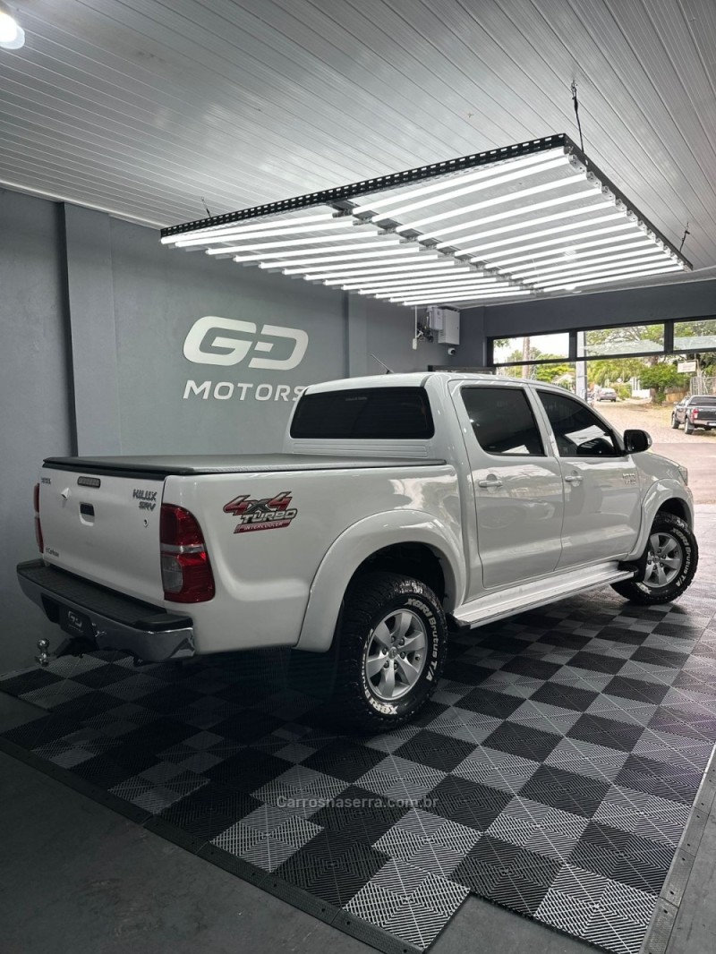 HILUX 2.7 SRV 4X4 CD 16V FLEX 4P AUTOMÁTICO - 2013 - PASSO FUNDO