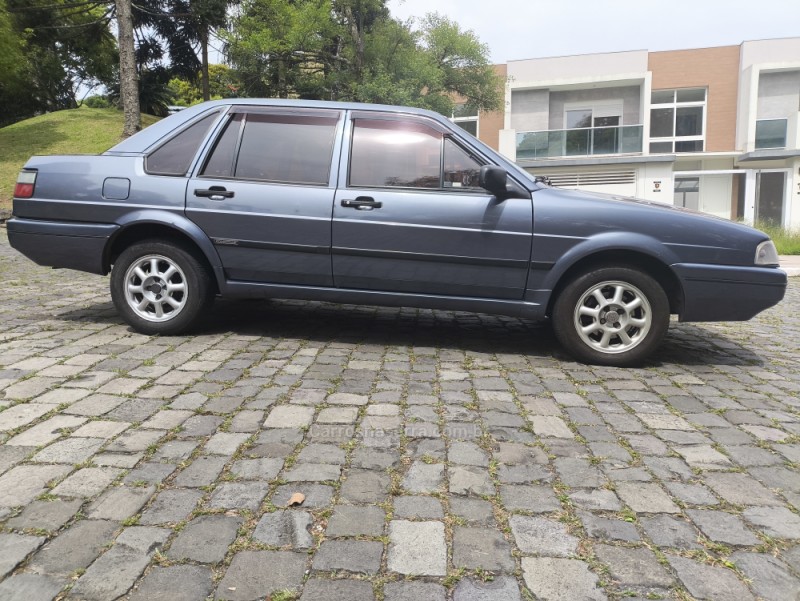 SANTANA 2.0 MI 8V GASOLINA 4P MANUAL - 1997 - FARROUPILHA