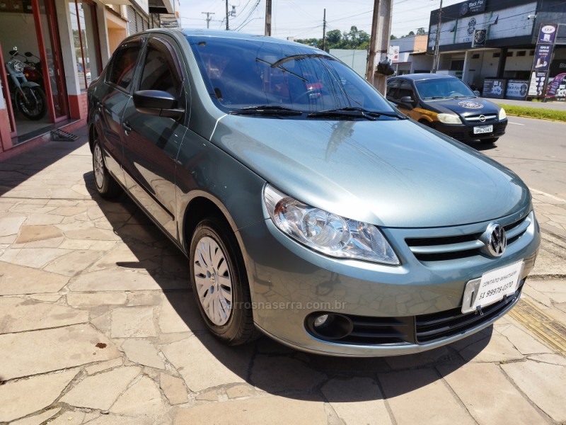 VOYAGE 1.0 MI 8V FLEX 4P MANUAL - 2010 - NOVO HAMBURGO