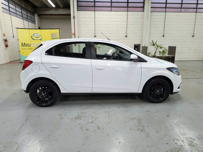 ONIX 1.4 MPFI LTZ 8V FLEX 4P MANUAL - 2014 - CAXIAS DO SUL