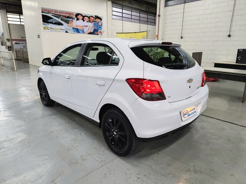 ONIX 1.4 MPFI LTZ 8V FLEX 4P MANUAL - 2014 - CAXIAS DO SUL