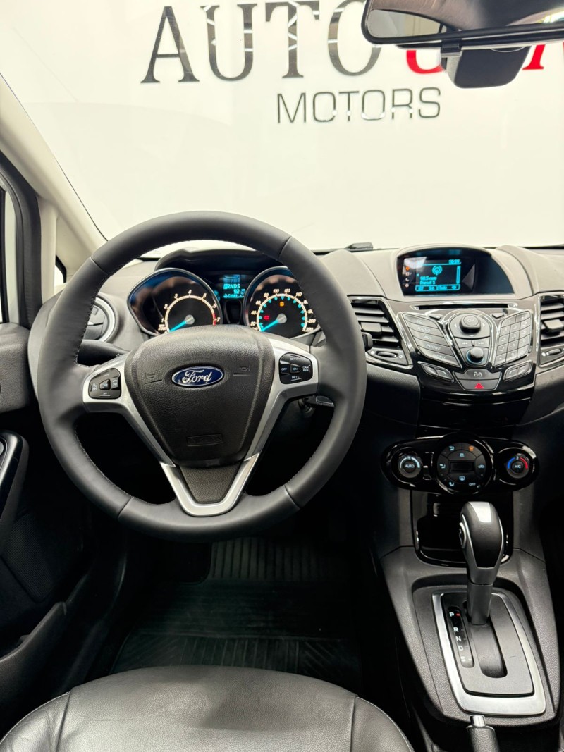 FIESTA 1.6 TITANIUM HATCH 16V FLEX 4P AUTOMÁTICO - 2014 - CAXIAS DO SUL