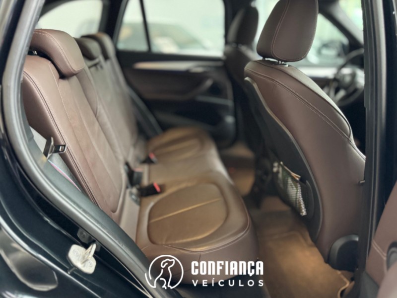 X1 2.0 SDRIVE20I M SPORT ACTIVEFLEX 25 ANOS 16V TURBO 4P AUTOMÁTICO - 2021 - BENTO GONçALVES