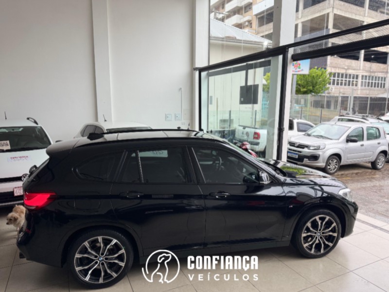 X1 2.0 SDRIVE20I M SPORT ACTIVEFLEX 25 ANOS 16V TURBO 4P AUTOMÁTICO - 2021 - BENTO GONçALVES