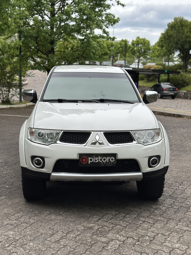 L200 TRITON 3.2 HPE 4X4 CD 16V TURBO INTERCOOLER DIESEL 4P AUTOMÁTICO - 2013 - CAXIAS DO SUL