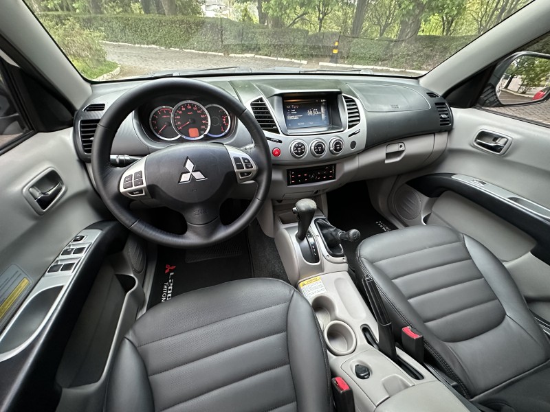 L200 TRITON 3.2 HPE 4X4 CD 16V TURBO INTERCOOLER DIESEL 4P AUTOMÁTICO - 2013 - CAXIAS DO SUL