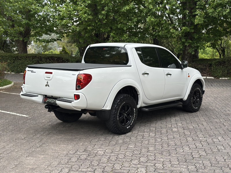 L200 TRITON 3.2 HPE 4X4 CD 16V TURBO INTERCOOLER DIESEL 4P AUTOMÁTICO - 2013 - CAXIAS DO SUL