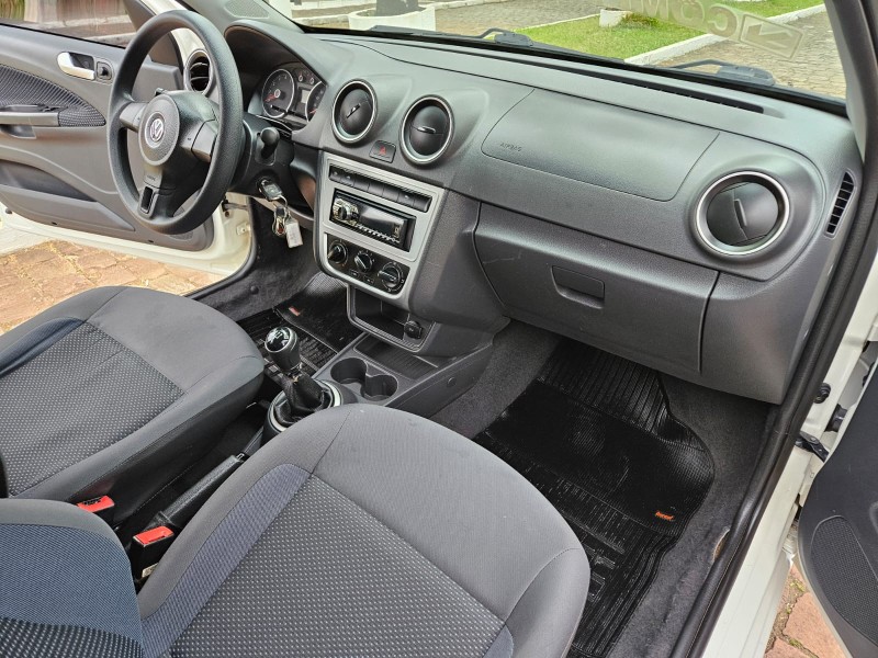 GOL 1.0 MI TREND 8V FLEX 4P MANUAL - 2015 - VENâNCIO AIRES