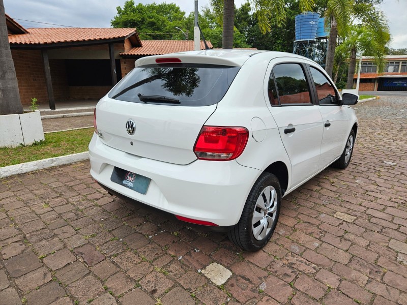 GOL 1.0 MI TREND 8V FLEX 4P MANUAL - 2015 - VENâNCIO AIRES