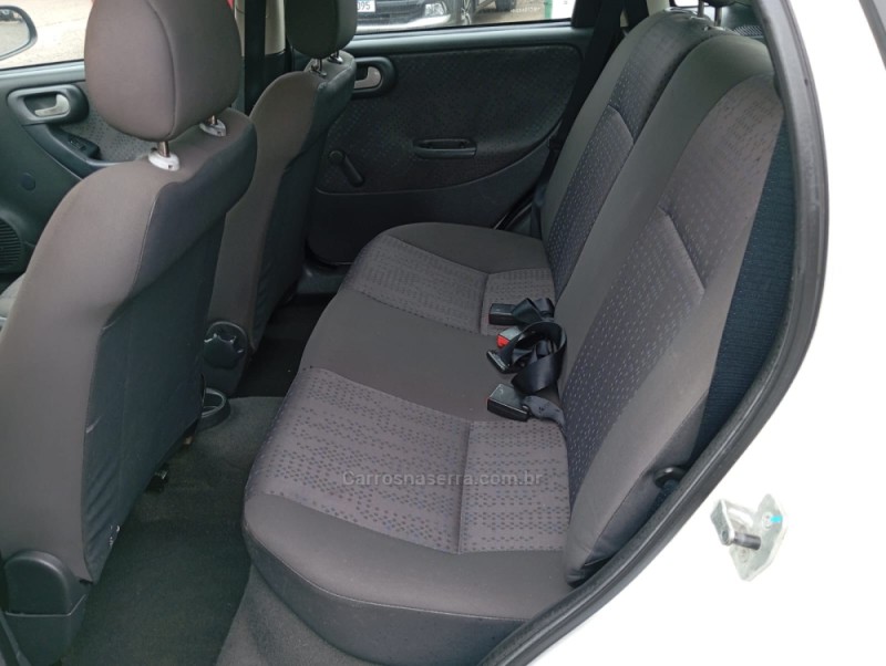 CORSA 1.4 MPFI MAXX 8V FLEX 4P MANUAL - 2011 - PICADA CAFé