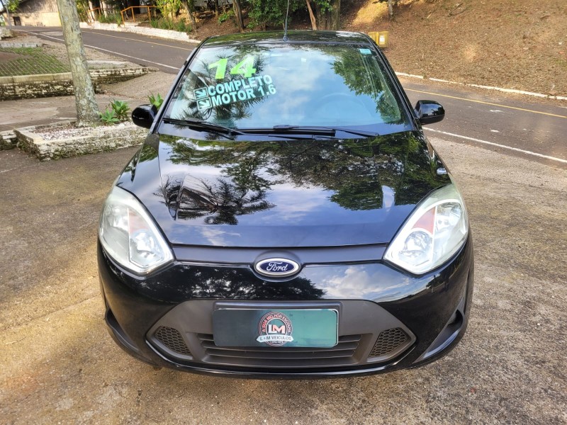 FIESTA 1.6 MPI CLASS SEDAN 8V FLEX 4P MANUAL - 2014 - VENâNCIO AIRES