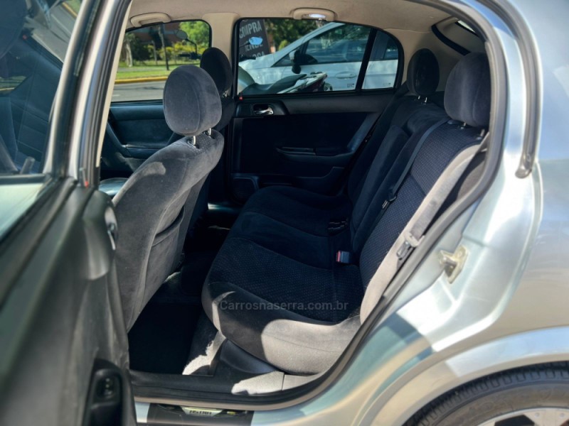 ASTRA 2.0 MPFI ADVANTAGE SEDAN 8V FLEX 4P AUTOMÁTICO - 2011 - MONTENEGRO