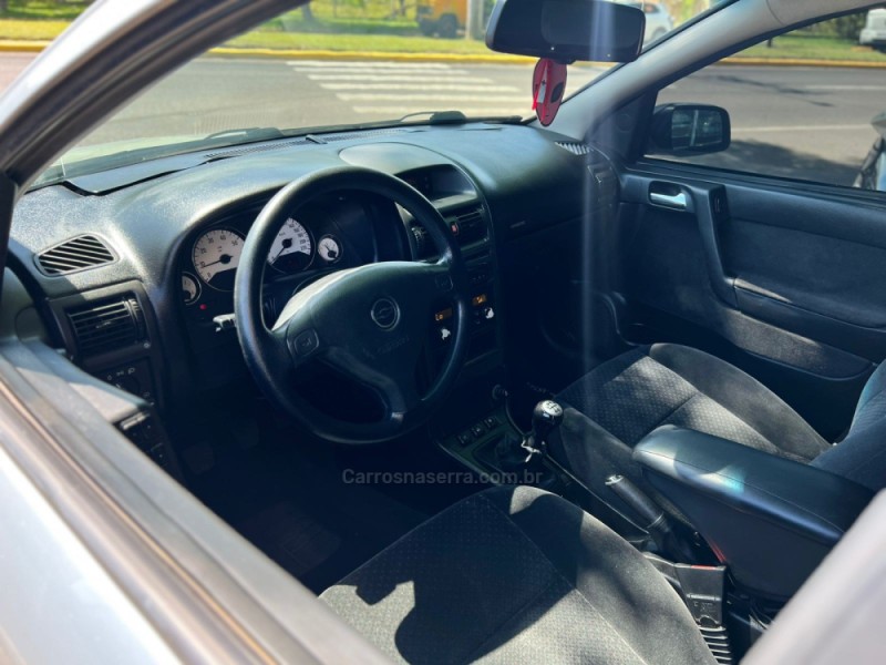 ASTRA 2.0 MPFI ADVANTAGE SEDAN 8V FLEX 4P AUTOMÁTICO - 2011 - MONTENEGRO